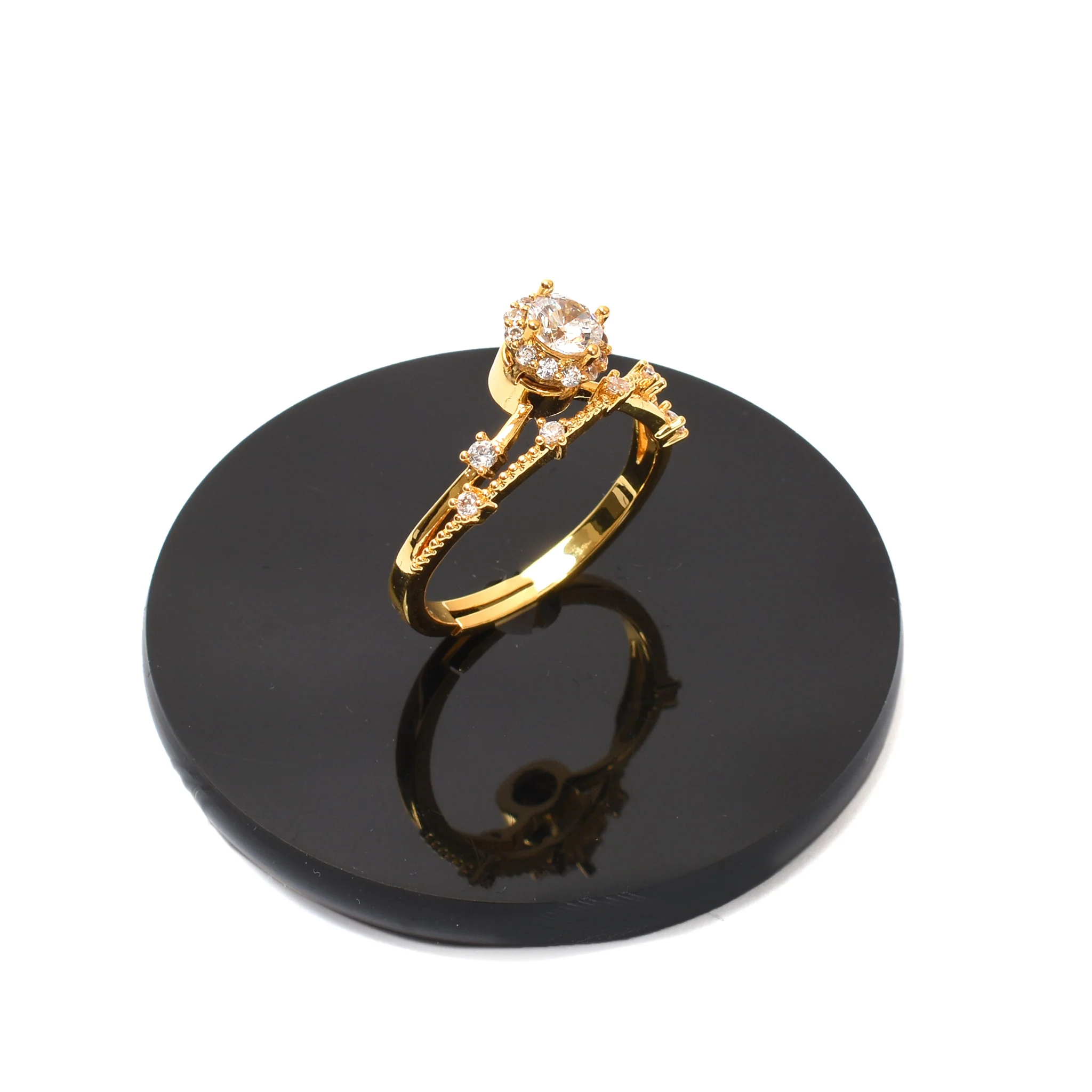 Ladies Ring