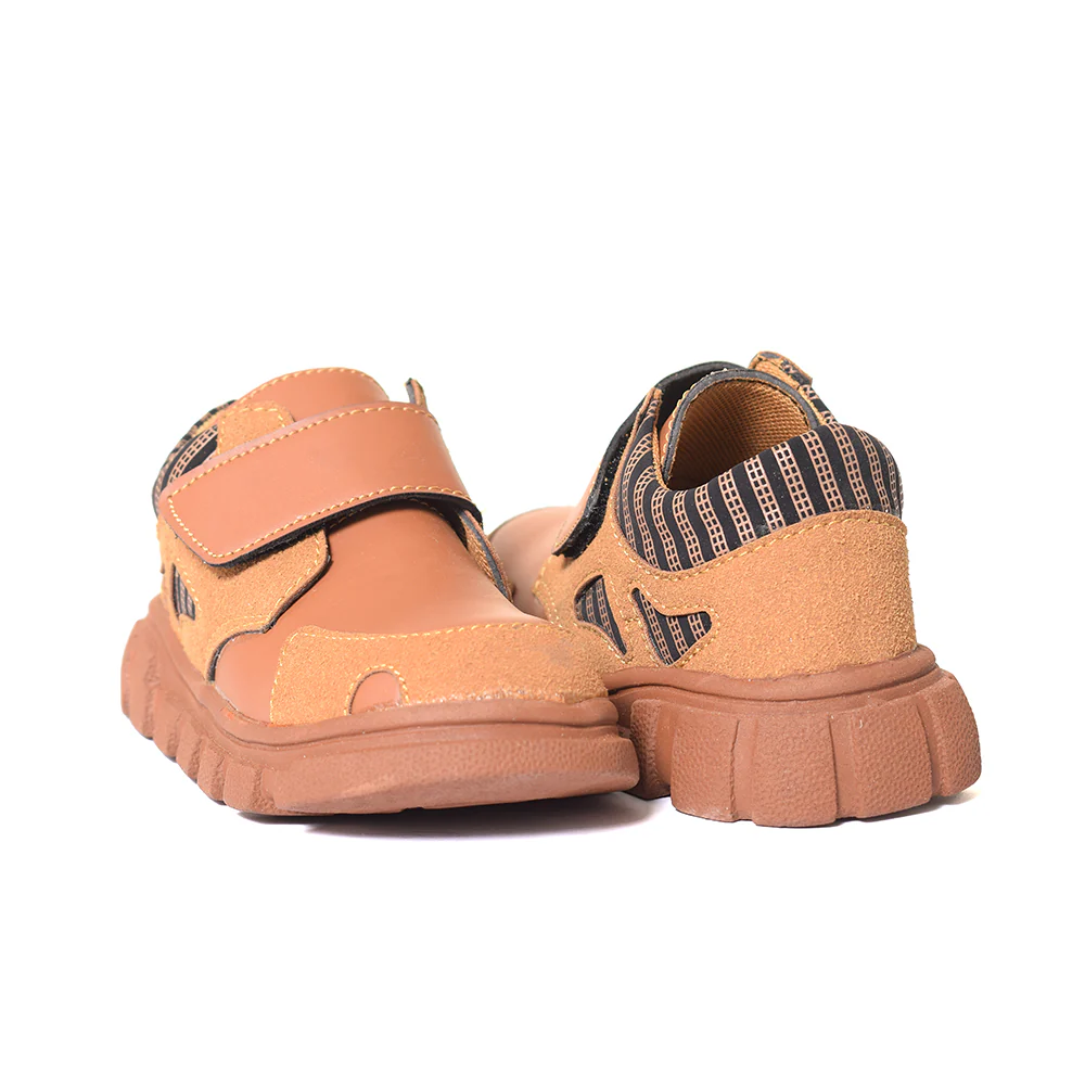 Boys Casual Shoes - Image 5