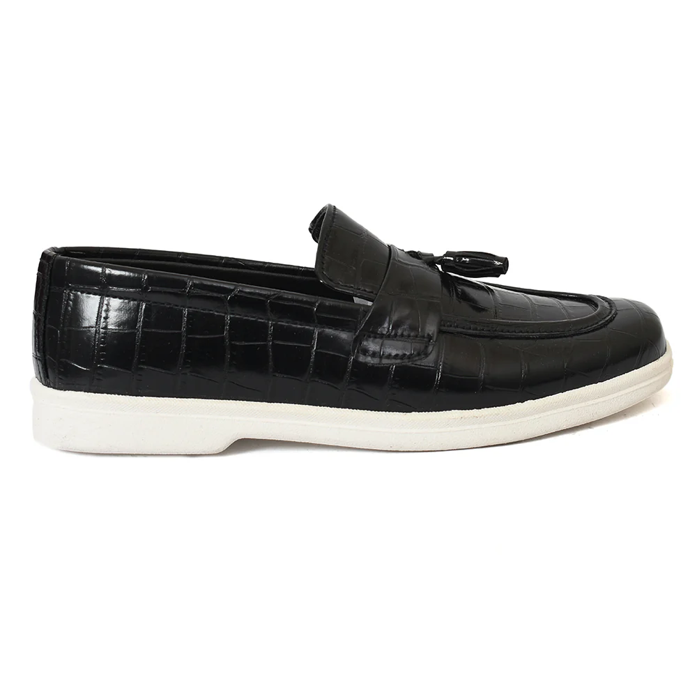 Kids Casual Shoes - Image 2