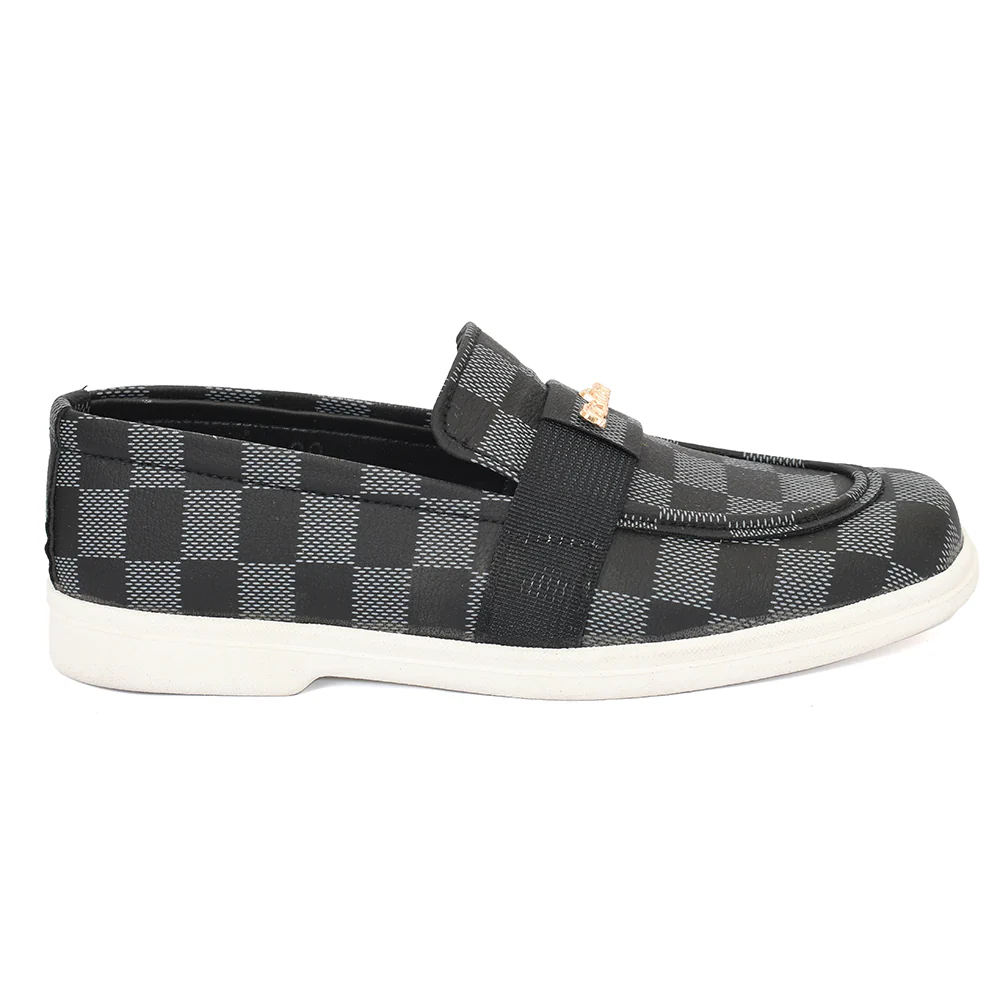 Kids Casual Shoes - Image 2