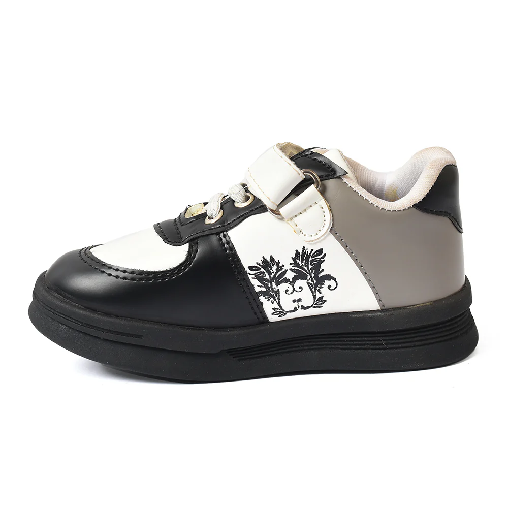 Kids Casual Shoes - Image 4