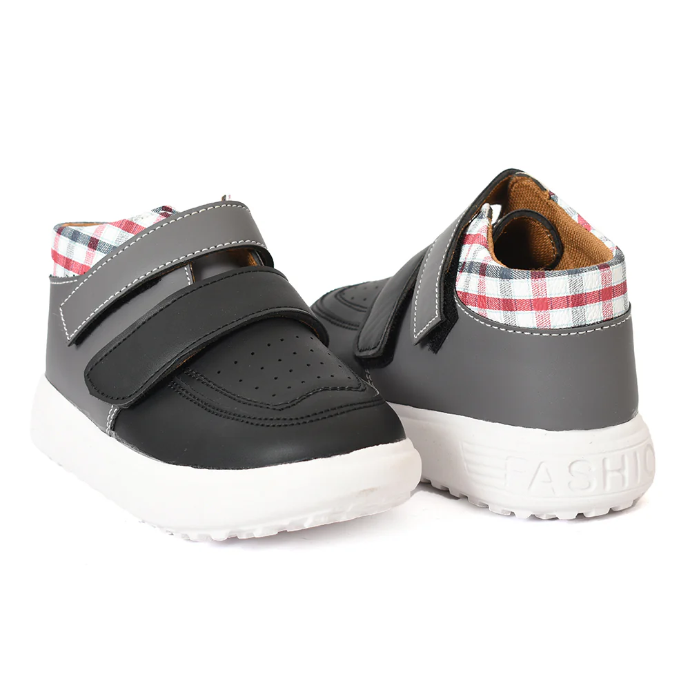 Kids Casual Shoes - Image 4