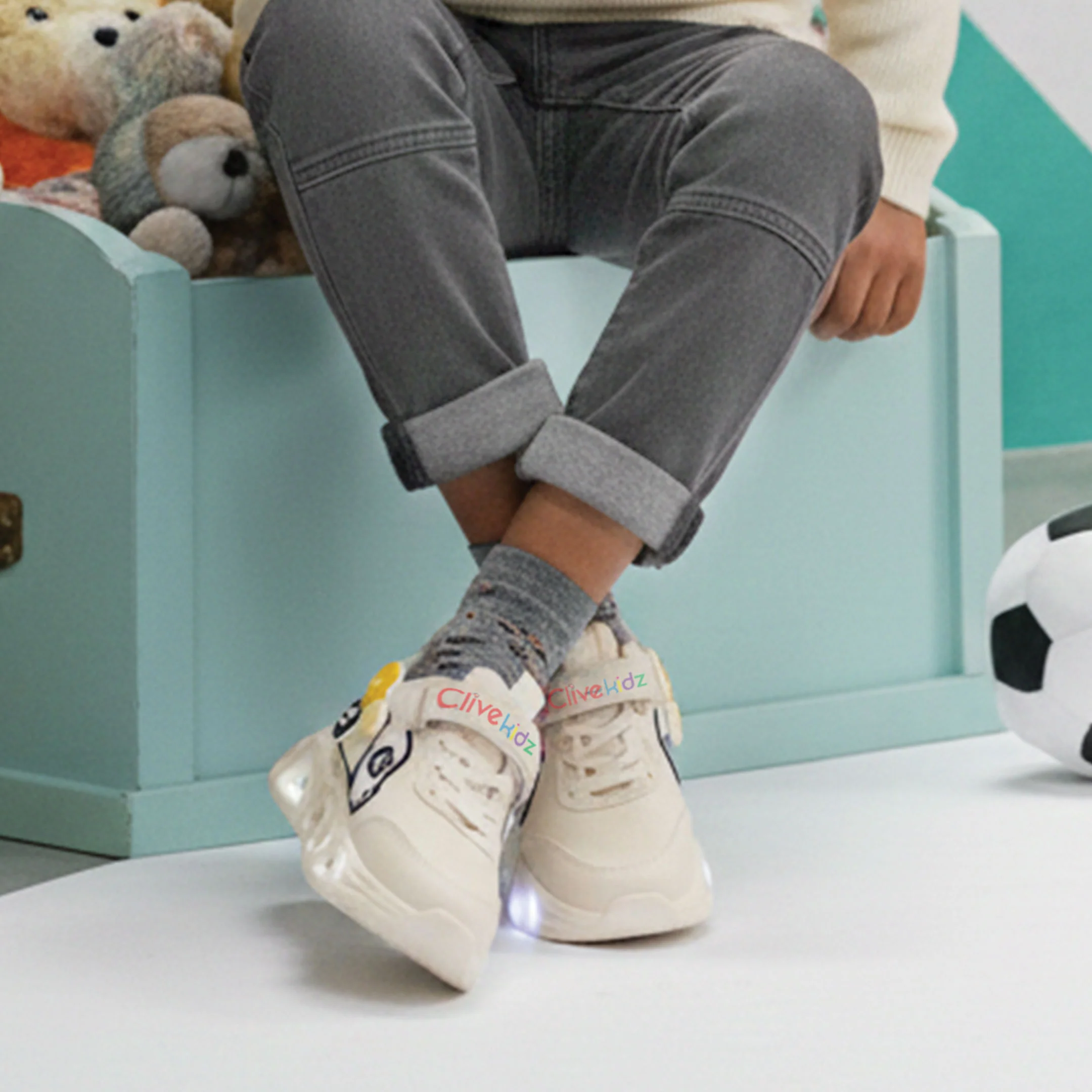 Kids Sports Joger - Image 3