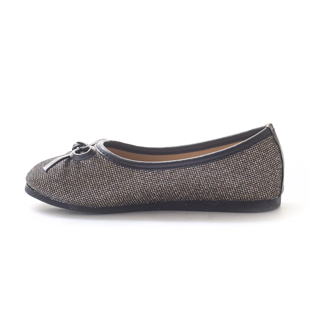 Girls Casual Pumps - Image 4