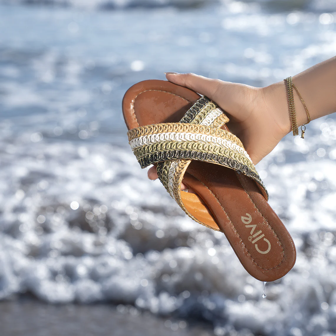 Casual Flat Slipper - Image 3