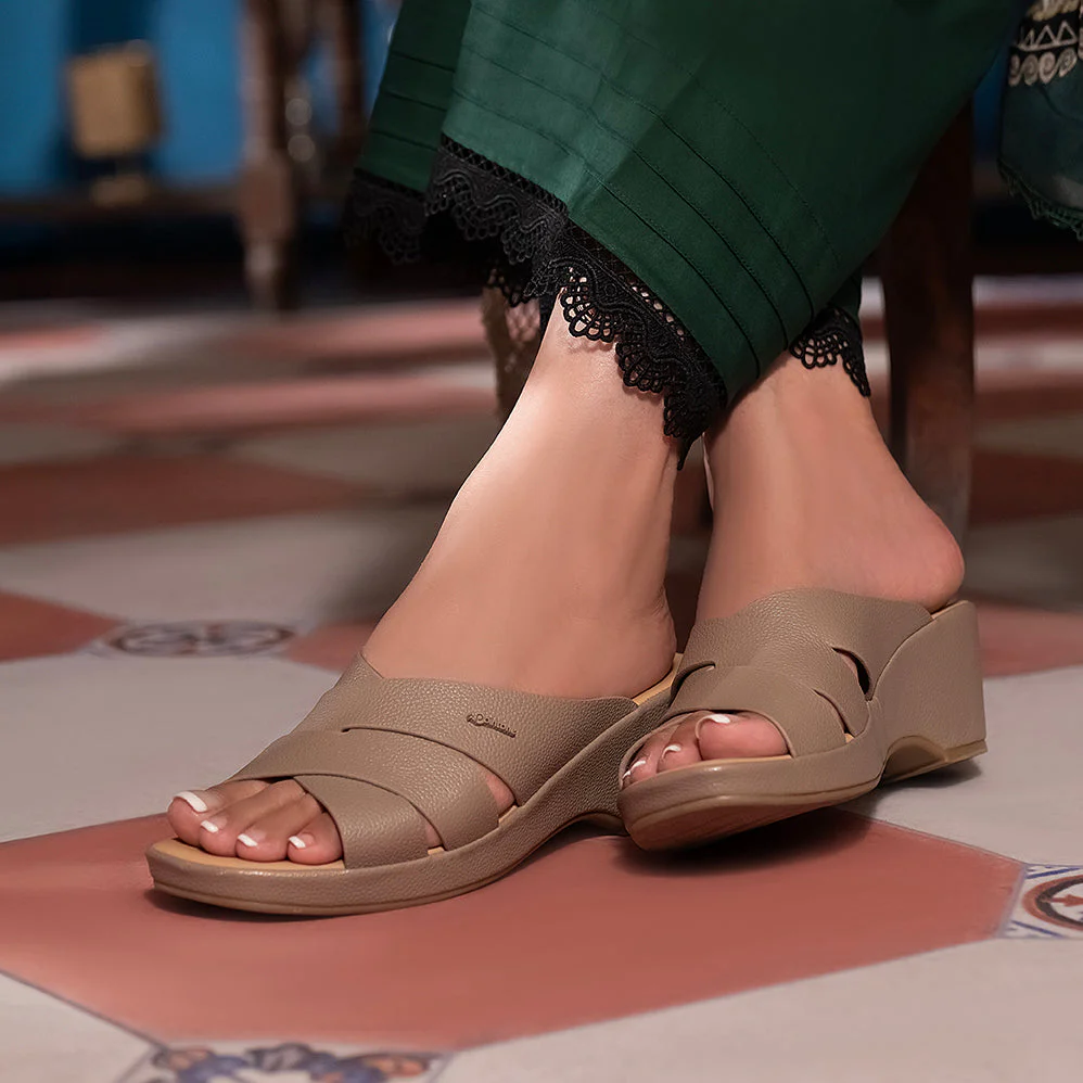 Casual Wedge Slippers - Image 11