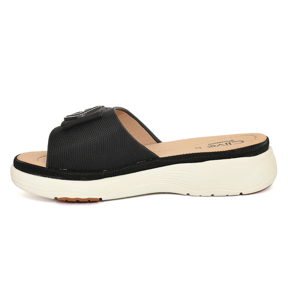 Casual PU Slipper - Image 4