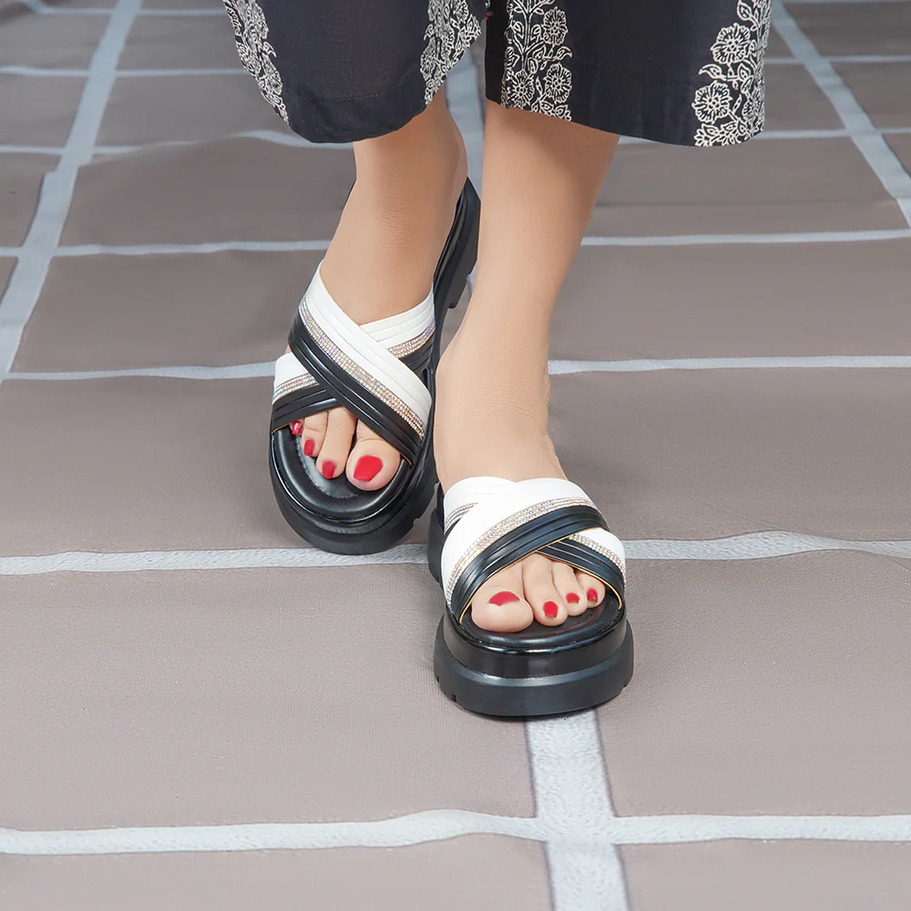 Casual PU Slipper - Image 2