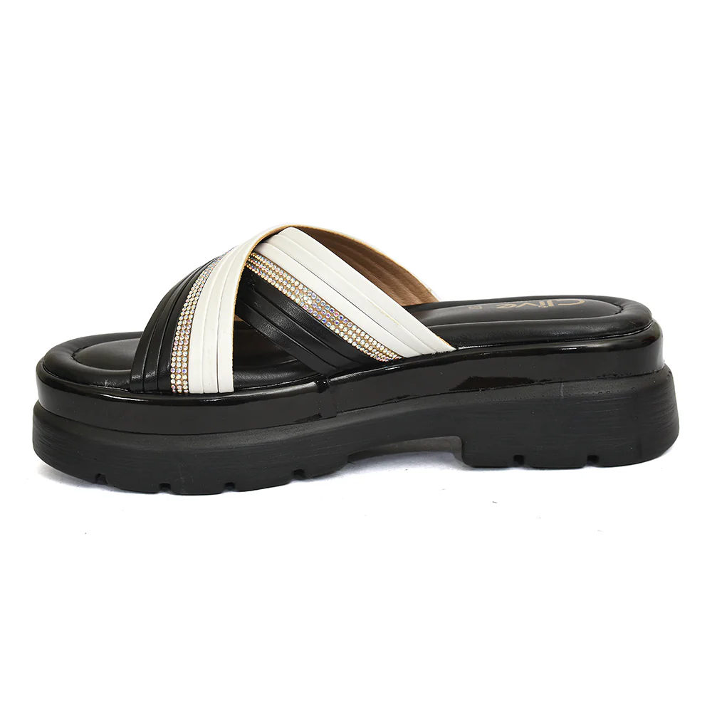 Casual PU Slipper - Image 7