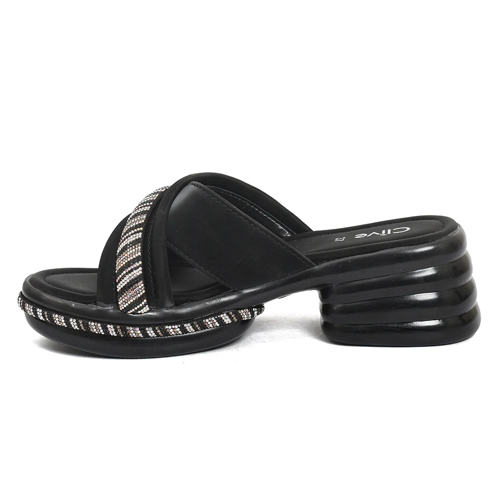 Casual PU Slipper - Image 3