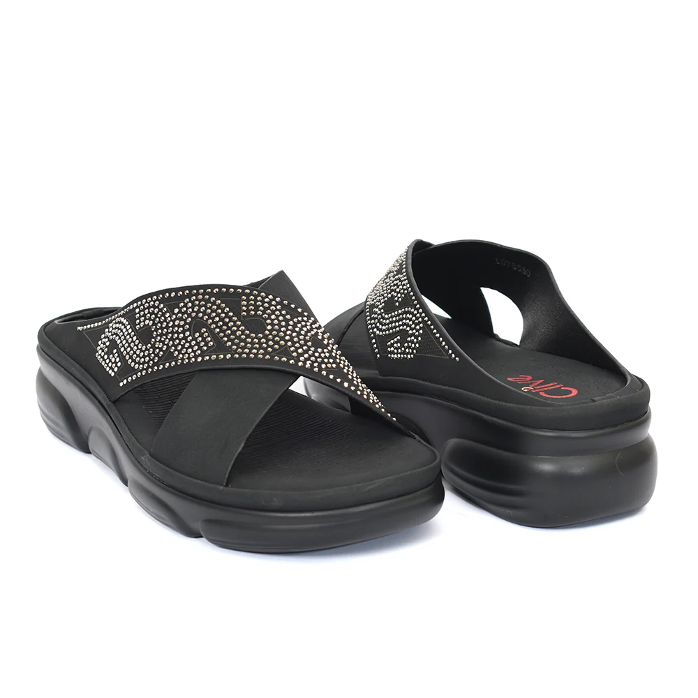 Casual PU Slipper - Image 5