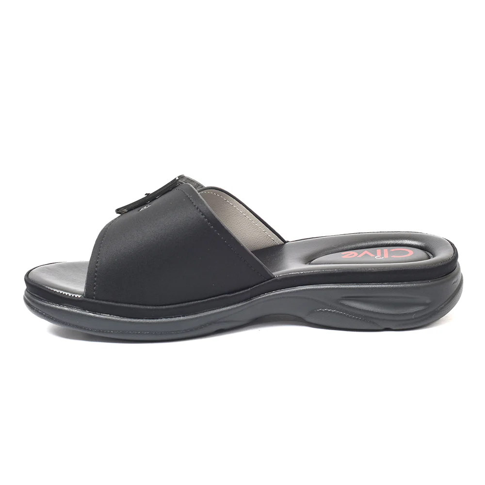 Casual PU Slipper - Image 4