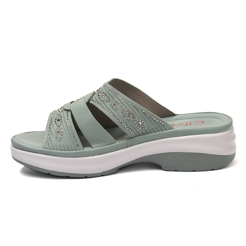 Casual PU Slipper - Image 4