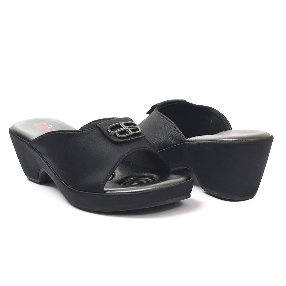 Casual PU Slipper - Image 5