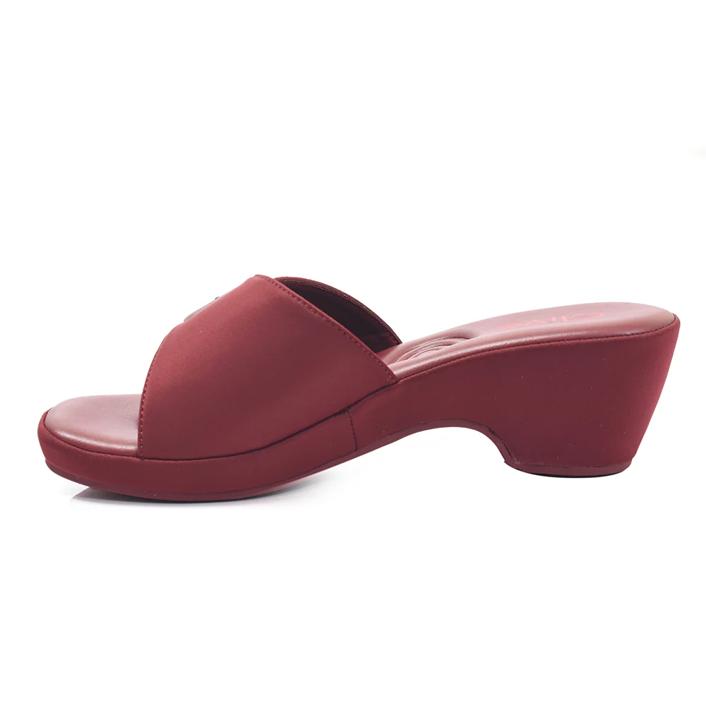 Casual PU Slipper - Image 4