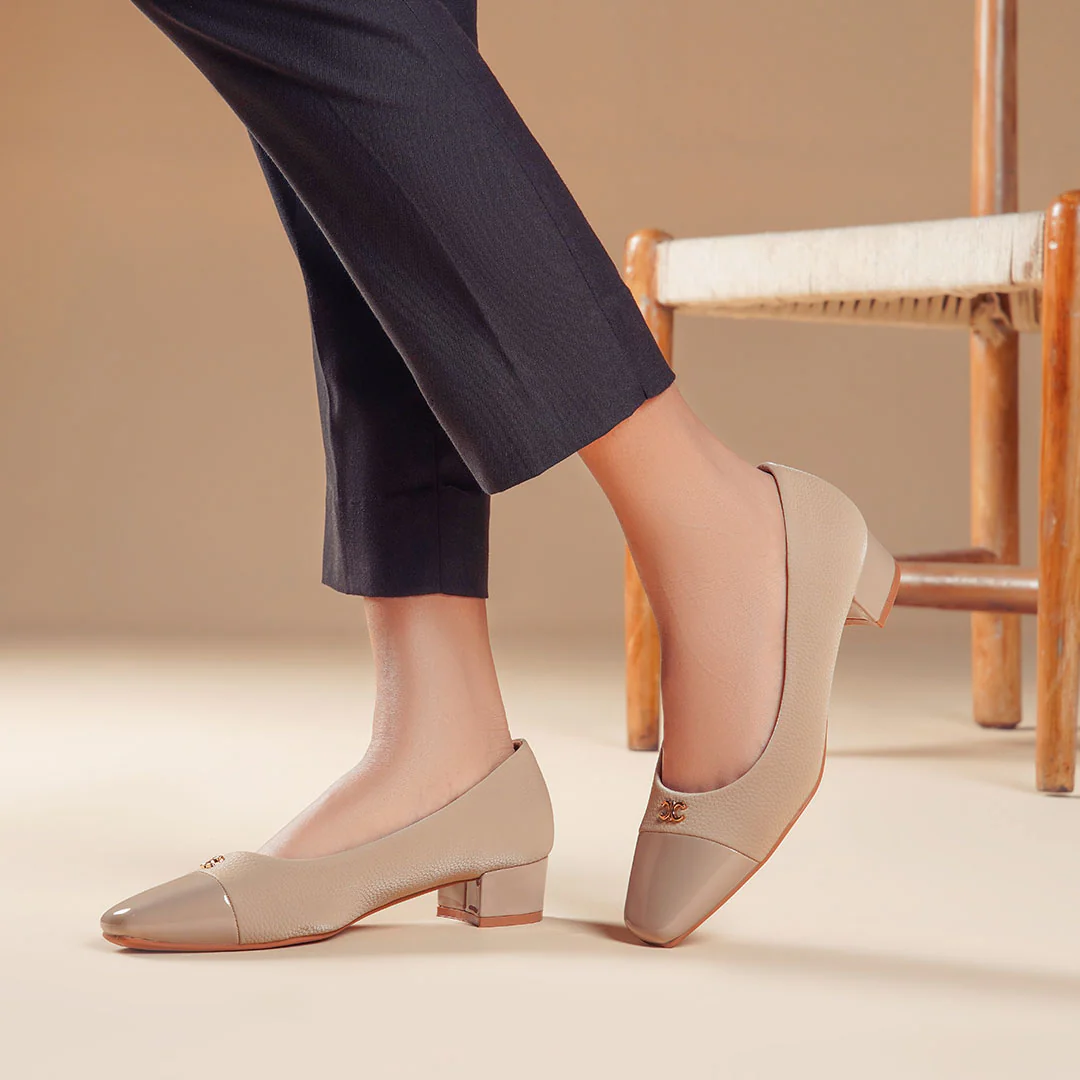 Formal Court Shoes - Image 2