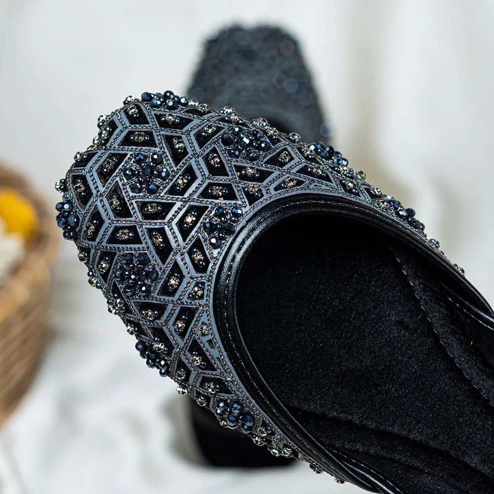 Ethnic - Image 8