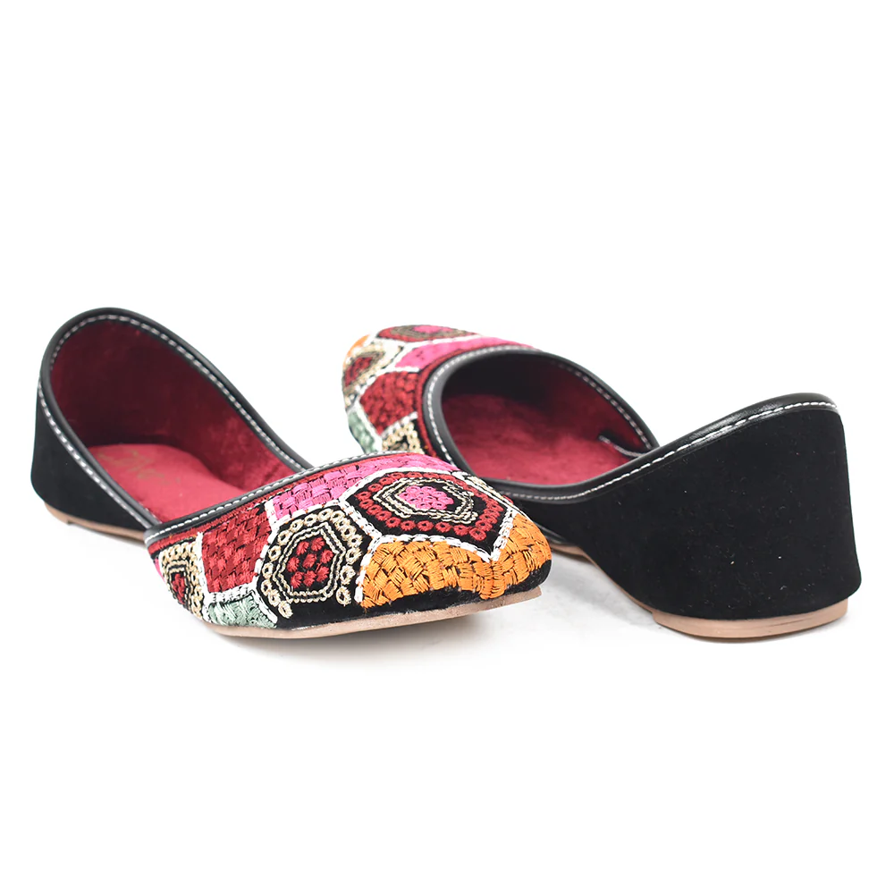 Ethnic - Image 4