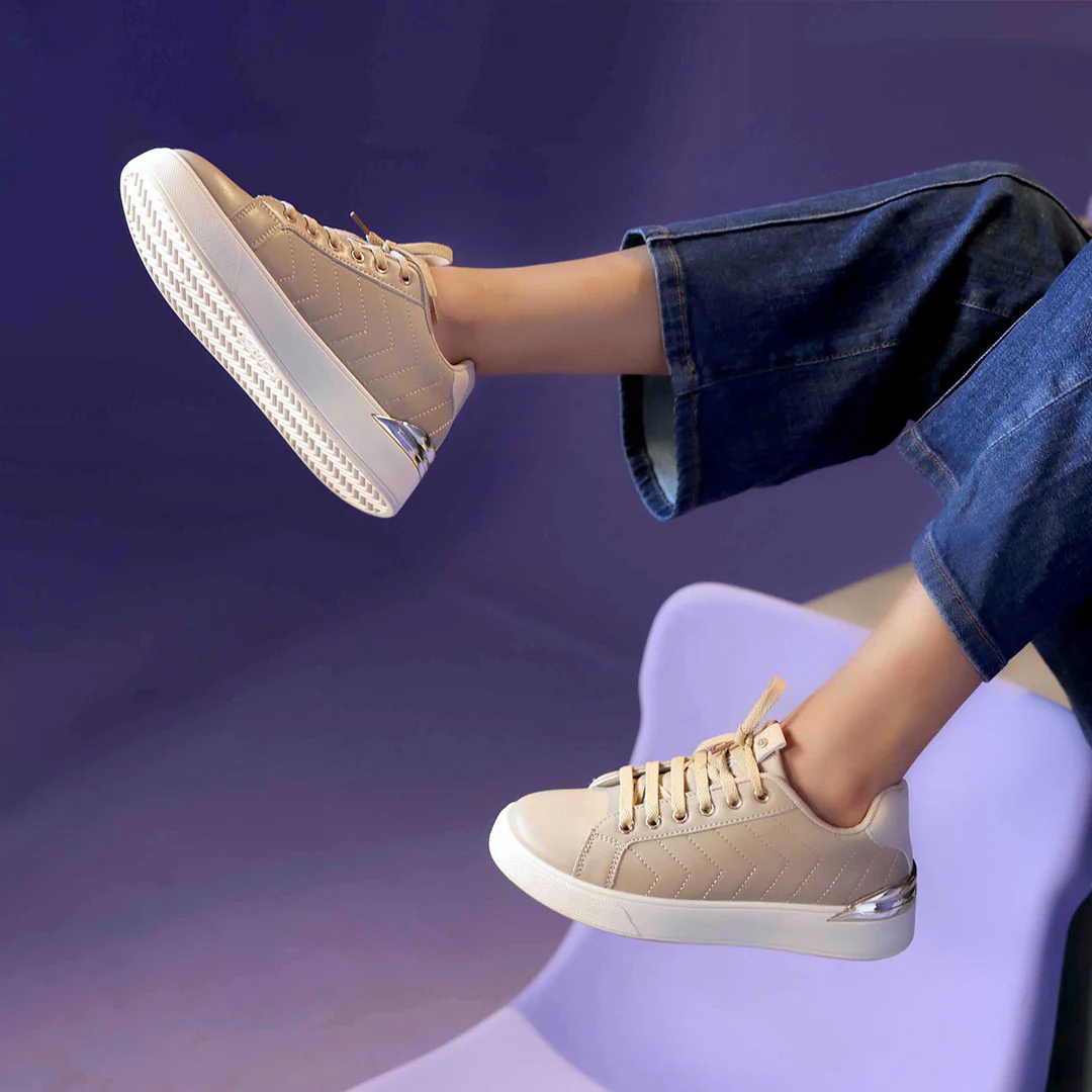 Casual Sneaker - Image 2