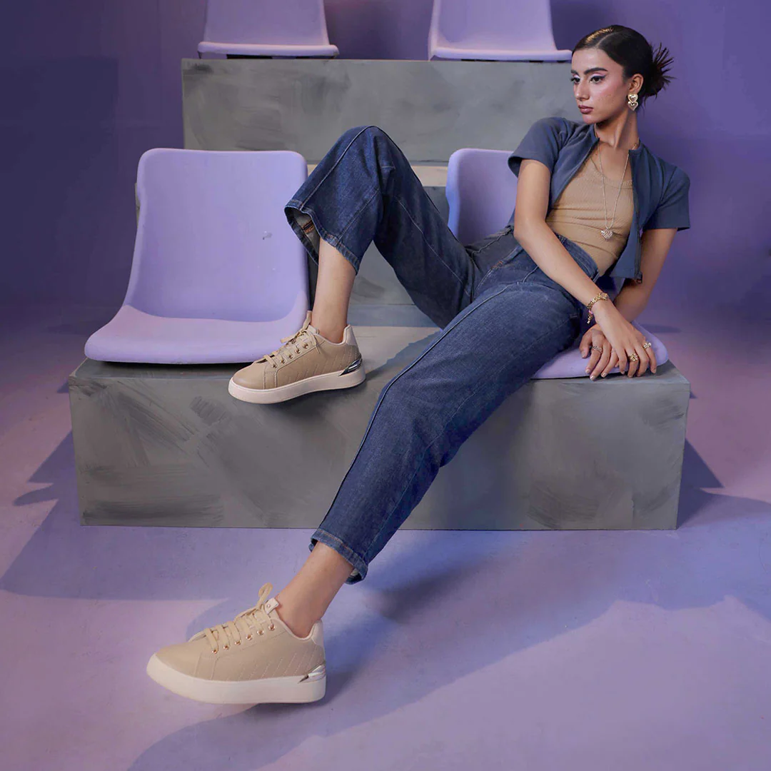 Casual Sneaker - Image 3