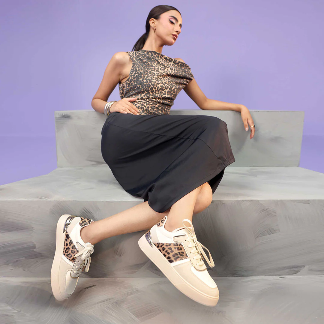 Casual Sneaker - Image 3