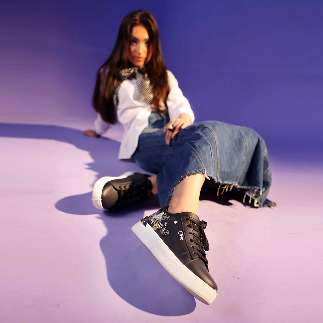 Casual Sneaker - Image 2