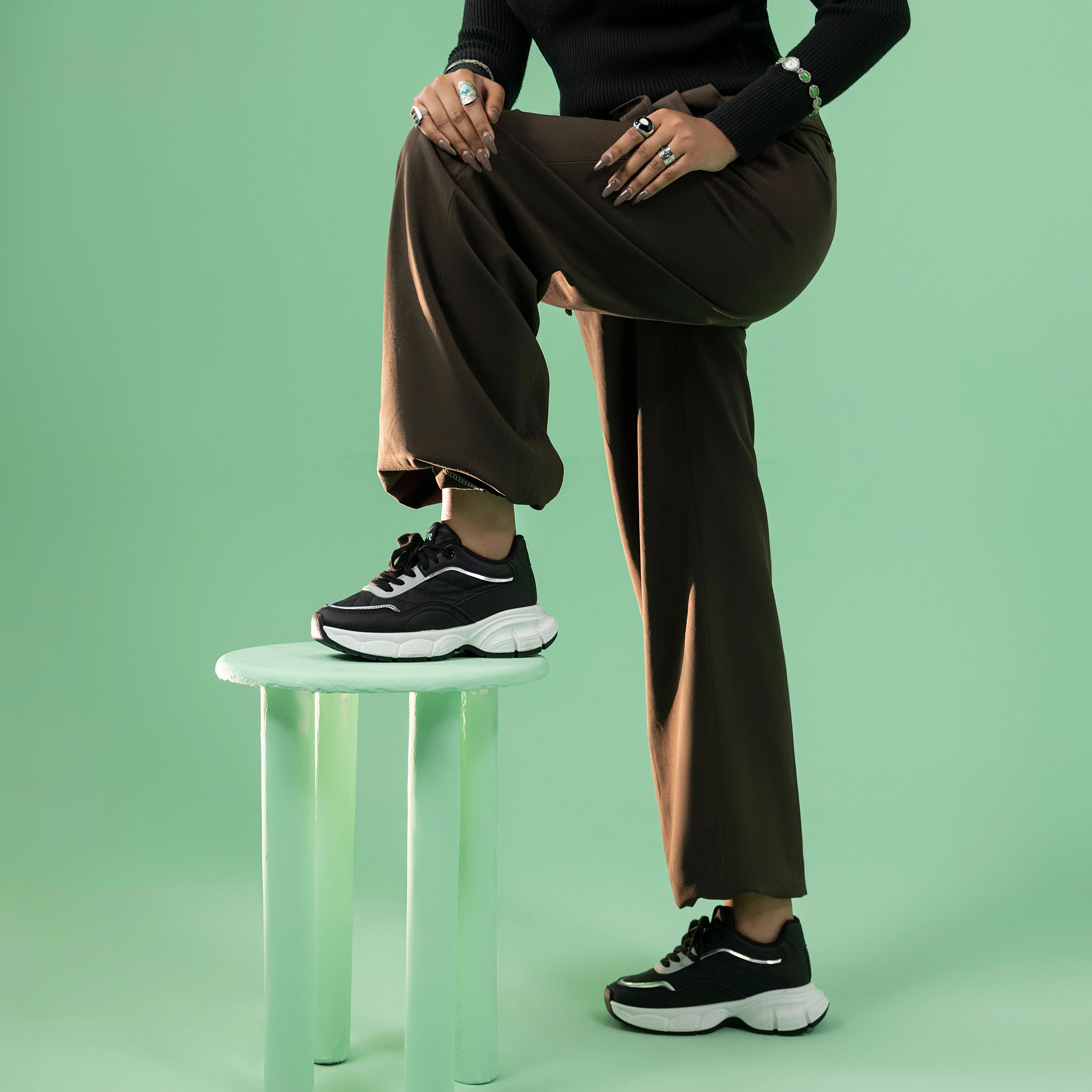 Casual Sneaker - Image 3