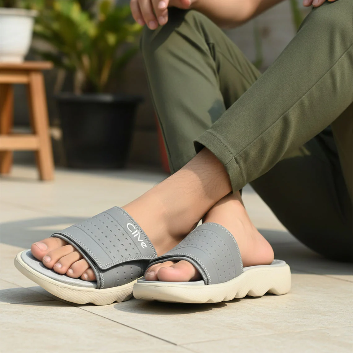 Casual Slipper - Image 3